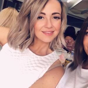 Meet your Posher, Bianca